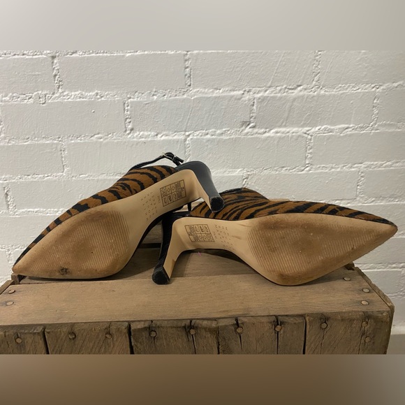 White House Black Market Women’s Heels - Picture 3 of 7